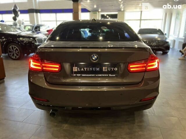 БМВ 3 Серия, объемом двигателя 2 л и пробегом 122 тыс. км за 15900 $, фото 5 на Automoto.ua