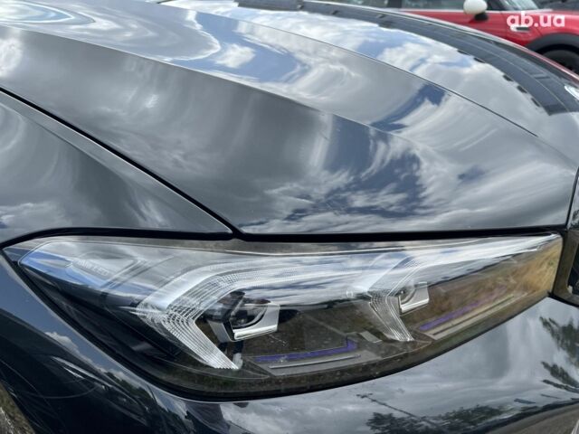 БМВ 3 Серия, объемом двигателя 2 л и пробегом 10 тыс. км за 74107 $, фото 5 на Automoto.ua