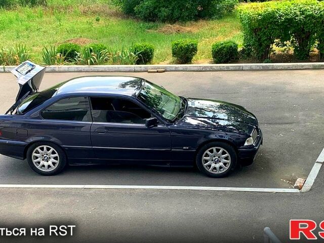 БМВ 3 Серия, объемом двигателя 2 л и пробегом 197 тыс. км за 4200 $, фото 1 на Automoto.ua