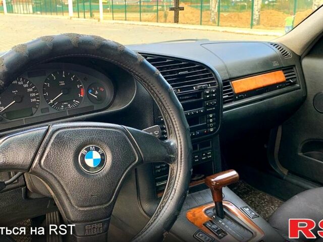 БМВ 3 Серия, объемом двигателя 2 л и пробегом 197 тыс. км за 4200 $, фото 7 на Automoto.ua