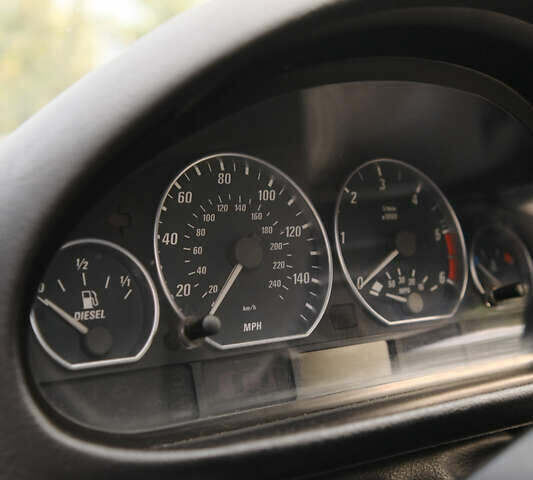 БМВ 3 Серия, объемом двигателя 2 л и пробегом 410 тыс. км за 6500 $, фото 23 на Automoto.ua
