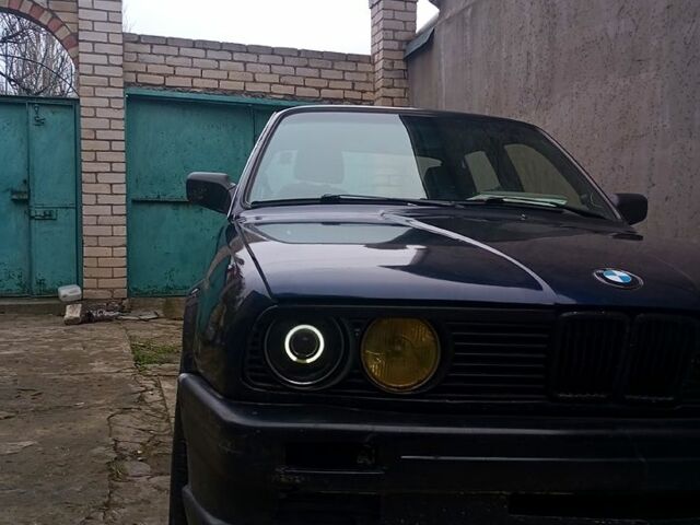 БМВ 3 Серия, объемом двигателя 2.5 л и пробегом 360 тыс. км за 1100 $, фото 7 на Automoto.ua