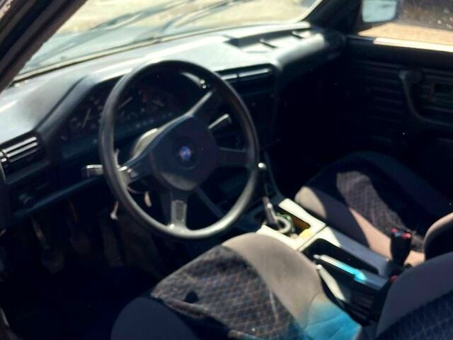 БМВ 3 Серия, объемом двигателя 1.8 л и пробегом 0 тыс. км за 550 $, фото 1 на Automoto.ua