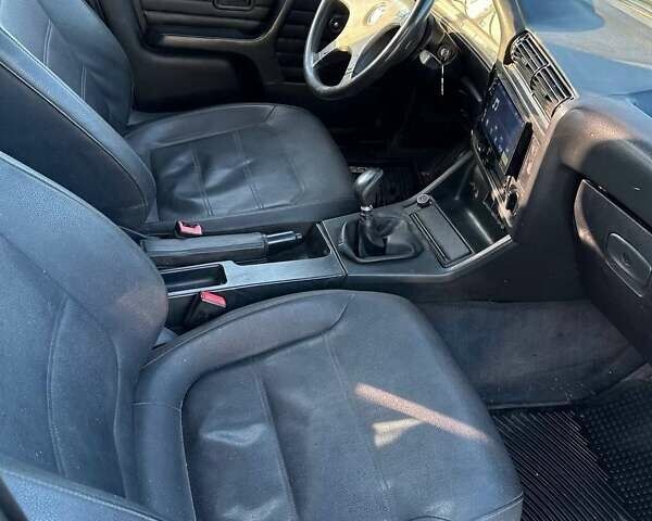 БМВ 3 Серия, объемом двигателя 1.8 л и пробегом 180 тыс. км за 1599 $, фото 2 на Automoto.ua