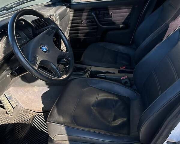 БМВ 3 Серия, объемом двигателя 1.8 л и пробегом 180 тыс. км за 1599 $, фото 20 на Automoto.ua
