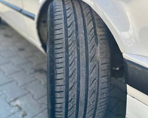 БМВ 3 Серия, объемом двигателя 1.8 л и пробегом 180 тыс. км за 1599 $, фото 21 на Automoto.ua