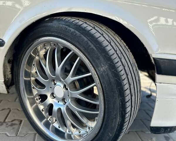 БМВ 3 Серия, объемом двигателя 1.8 л и пробегом 180 тыс. км за 1599 $, фото 26 на Automoto.ua