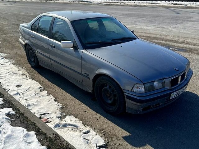 БМВ 3 Серия, объемом двигателя 25 л и пробегом 200 тыс. км за 2500 $, фото 4 на Automoto.ua