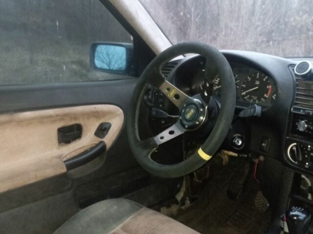 БМВ 3 Серия, объемом двигателя 2.5 л и пробегом 480 тыс. км за 1300 $, фото 1 на Automoto.ua