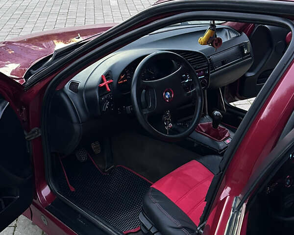 БМВ 3 Серия, объемом двигателя 0 л и пробегом 382 тыс. км за 2500 $, фото 24 на Automoto.ua
