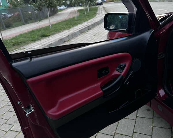 БМВ 3 Серия, объемом двигателя 0 л и пробегом 382 тыс. км за 2500 $, фото 23 на Automoto.ua