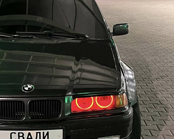 БМВ 3 Серия, объемом двигателя 2 л и пробегом 270 тыс. км за 3400 $, фото 3 на Automoto.ua