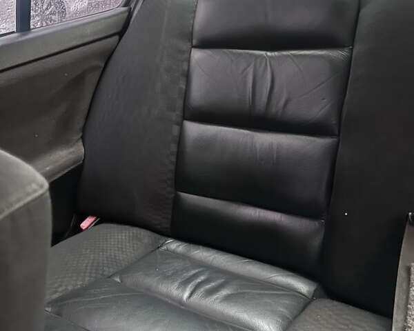 БМВ 3 Серия, объемом двигателя 2 л и пробегом 270 тыс. км за 3400 $, фото 11 на Automoto.ua