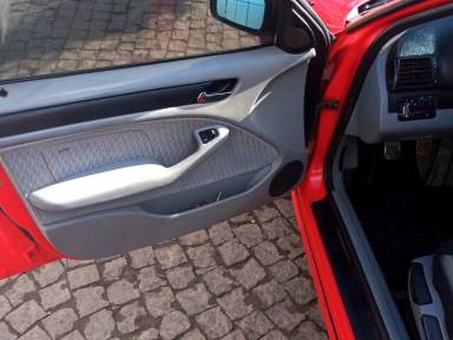БМВ 3 Серия, объемом двигателя 19 л и пробегом 308 тыс. км за 3999 $, фото 4 на Automoto.ua