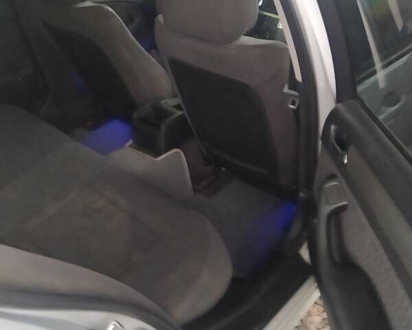 БМВ 3 Серия, объемом двигателя 1.9 л и пробегом 325 тыс. км за 3700 $, фото 6 на Automoto.ua