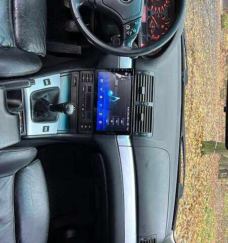 БМВ 3 Серия, объемом двигателя 0 л и пробегом 380 тыс. км за 2800 $, фото 11 на Automoto.ua