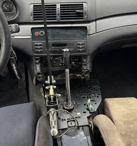 БМВ 3 Серия, объемом двигателя 2 л и пробегом 259 тыс. км за 10000 $, фото 13 на Automoto.ua