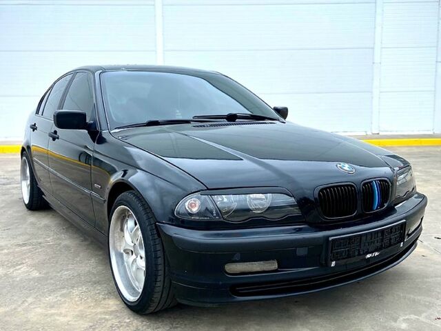 БМВ 3 Серия, объемом двигателя 1.9 л и пробегом 250 тыс. км за 3800 $, фото 4 на Automoto.ua