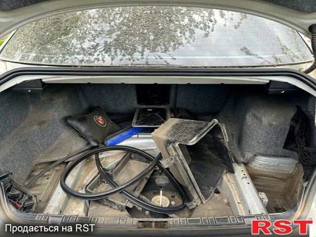 БМВ 3 Серия, объемом двигателя 1.8 л и пробегом 0 тыс. км за 2400 $, фото 4 на Automoto.ua