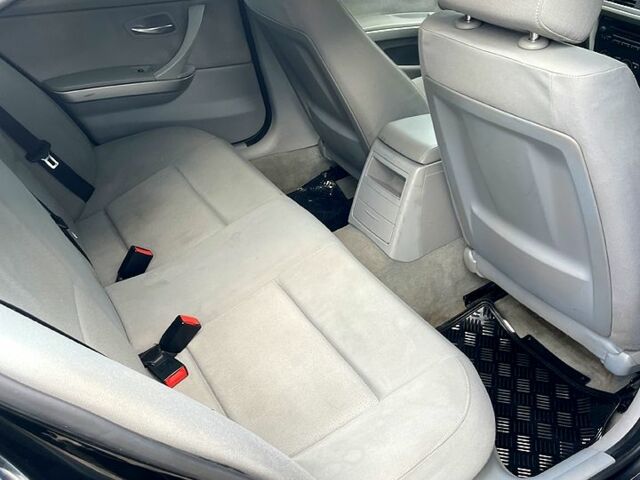 БМВ 3 Серия, объемом двигателя 2 л и пробегом 260 тыс. км за 5950 $, фото 9 на Automoto.ua