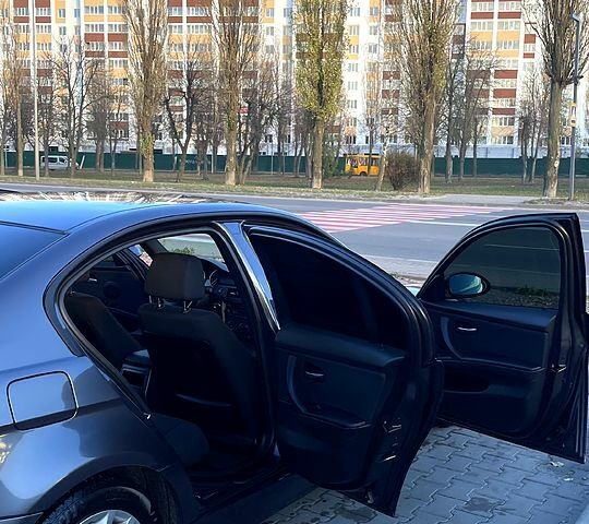 БМВ 3 Серія, об'ємом двигуна 2 л та пробігом 215 тис. км за 6900 $, фото 7 на Automoto.ua