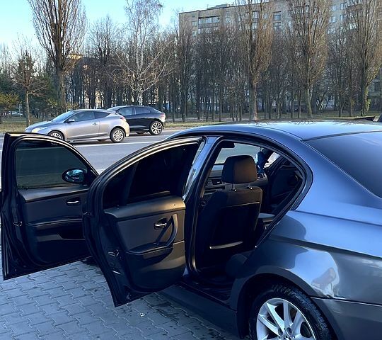 БМВ 3 Серія, об'ємом двигуна 2 л та пробігом 215 тис. км за 6900 $, фото 8 на Automoto.ua