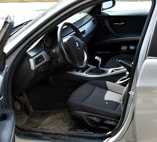 БМВ 3 Серія, об'ємом двигуна 2 л та пробігом 173 тис. км за 7000 $, фото 5 на Automoto.ua
