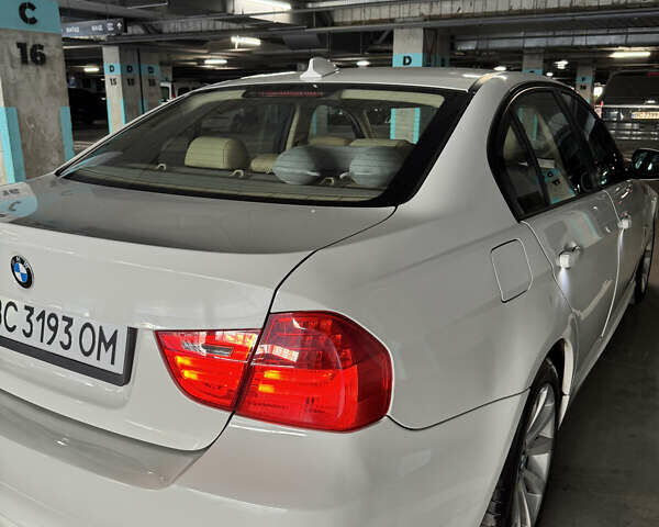 БМВ 3 Серия, объемом двигателя 3 л и пробегом 110 тыс. км за 9000 $, фото 7 на Automoto.ua