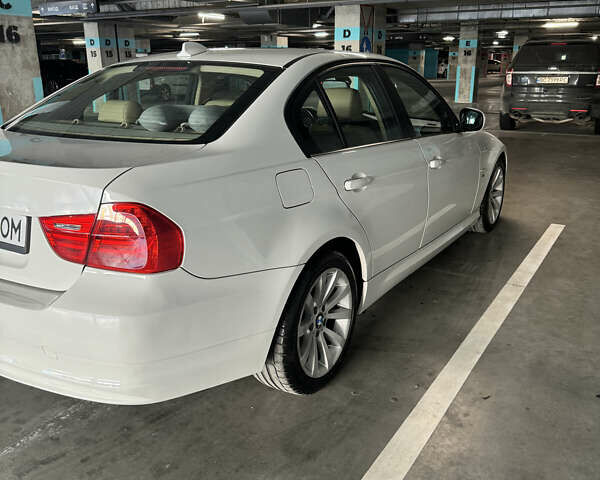 БМВ 3 Серия, объемом двигателя 3 л и пробегом 110 тыс. км за 9000 $, фото 13 на Automoto.ua
