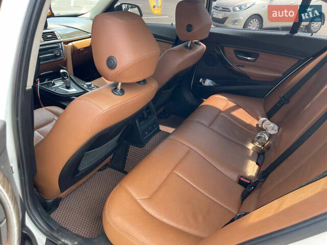 БМВ 3 Серия, объемом двигателя 2 л и пробегом 194 тыс. км за 11499 $, фото 8 на Automoto.ua