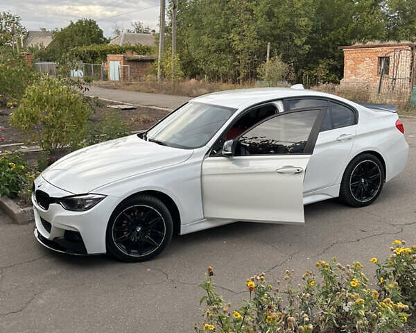 БМВ 3 Серия, объемом двигателя 2 л и пробегом 149 тыс. км за 14300 $, фото 10 на Automoto.ua