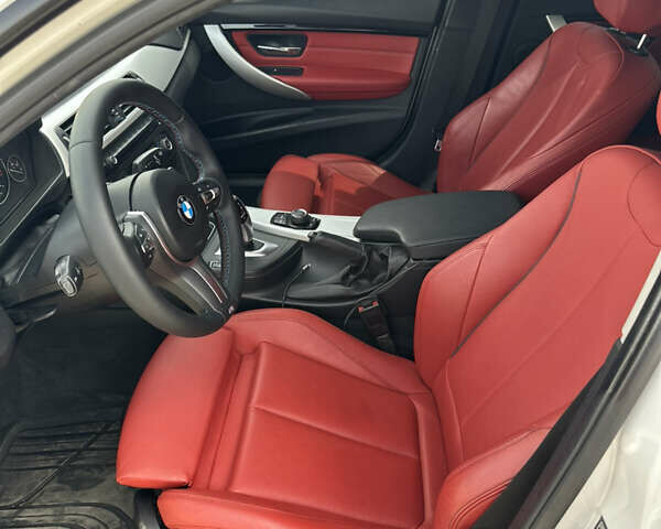 БМВ 3 Серия, объемом двигателя 2 л и пробегом 149 тыс. км за 14300 $, фото 7 на Automoto.ua