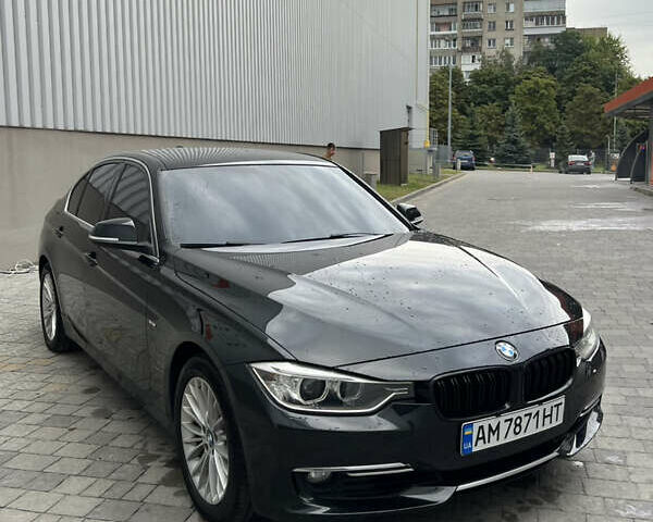 БМВ 3 Серия, объемом двигателя 2 л и пробегом 219 тыс. км за 12800 $, фото 6 на Automoto.ua
