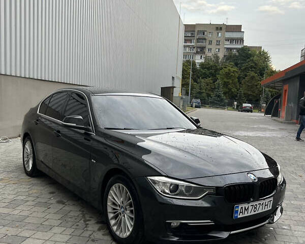 БМВ 3 Серия, объемом двигателя 2 л и пробегом 219 тыс. км за 12800 $, фото 3 на Automoto.ua