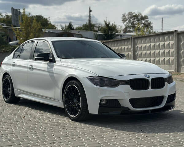 БМВ 3 Серия, объемом двигателя 2 л и пробегом 149 тыс. км за 14300 $, фото 2 на Automoto.ua