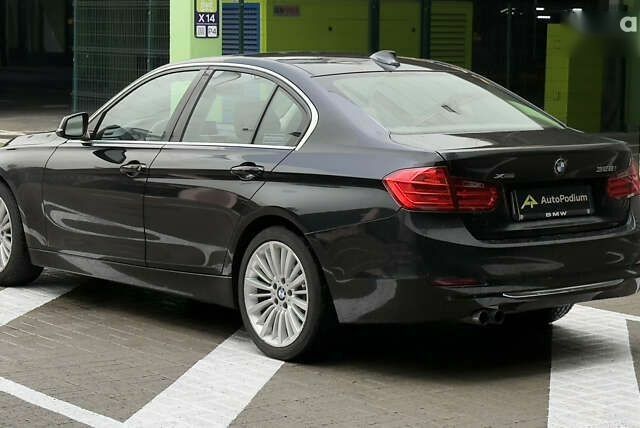 БМВ 3 Серия, объемом двигателя 2 л и пробегом 230 тыс. км за 13900 $, фото 11 на Automoto.ua