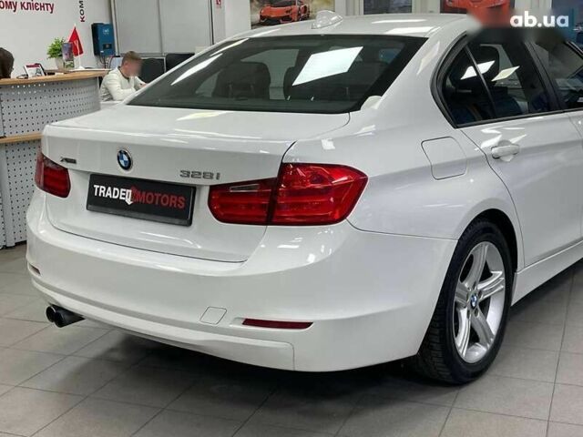 БМВ 3 Серия, объемом двигателя 2 л и пробегом 158 тыс. км за 13990 $, фото 11 на Automoto.ua