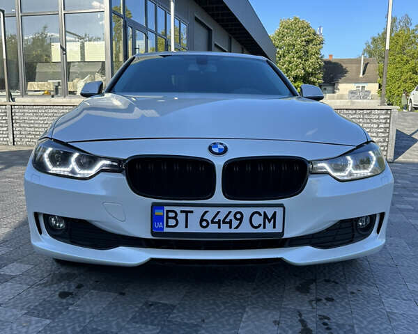 БМВ 3 Серия, объемом двигателя 2 л и пробегом 175 тыс. км за 12700 $, фото 4 на Automoto.ua