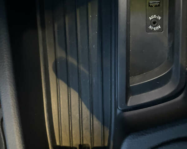 БМВ 3 Серия, объемом двигателя 2 л и пробегом 152 тыс. км за 15000 $, фото 36 на Automoto.ua