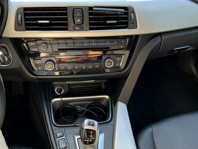 БМВ 3 Серия, объемом двигателя 2 л и пробегом 127 тыс. км за 16000 $, фото 7 на Automoto.ua