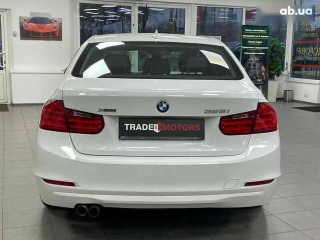 БМВ 3 Серия, объемом двигателя 2 л и пробегом 158 тыс. км за 13990 $, фото 10 на Automoto.ua