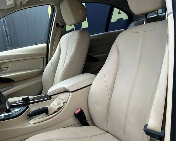 БМВ 3 Серия, объемом двигателя 2 л и пробегом 196 тыс. км за 11100 $, фото 7 на Automoto.ua