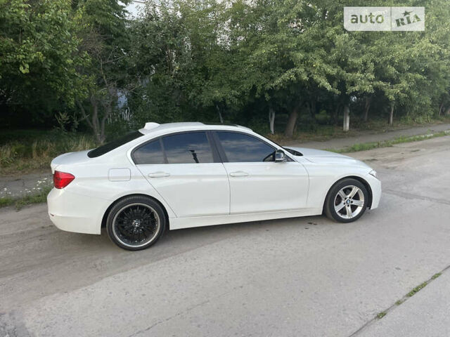 БМВ 3 Серия, объемом двигателя 2 л и пробегом 210 тыс. км за 13500 $, фото 3 на Automoto.ua