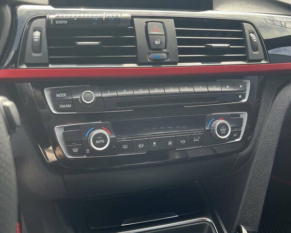 БМВ 3 Серия, объемом двигателя 3 л и пробегом 154 тыс. км за 17999 $, фото 13 на Automoto.ua