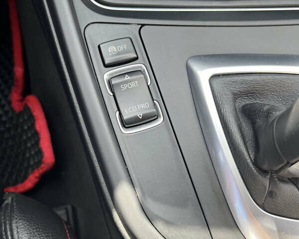 БМВ 3 Серия, объемом двигателя 3 л и пробегом 154 тыс. км за 17999 $, фото 11 на Automoto.ua