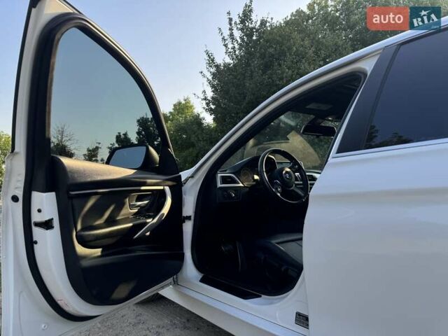 БМВ 3 Серия, объемом двигателя 2 л и пробегом 77 тыс. км за 13999 $, фото 2 на Automoto.ua