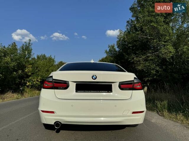 БМВ 3 Серия, объемом двигателя 2 л и пробегом 77 тыс. км за 13999 $, фото 10 на Automoto.ua