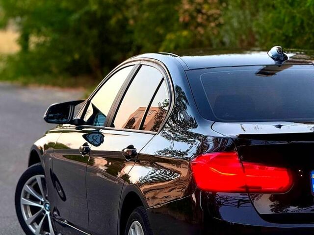 БМВ 3 Серия, объемом двигателя 2 л и пробегом 186 тыс. км за 10900 $, фото 1 на Automoto.ua