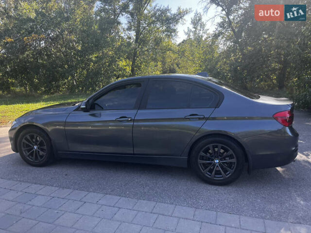 БМВ 3 Серия, объемом двигателя 2 л и пробегом 220 тыс. км за 11900 $, фото 1 на Automoto.ua