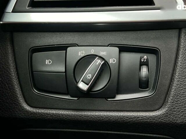 БМВ 3 Серія, об'ємом двигуна 2 л та пробігом 124 тис. км за 21590 $, фото 18 на Automoto.ua